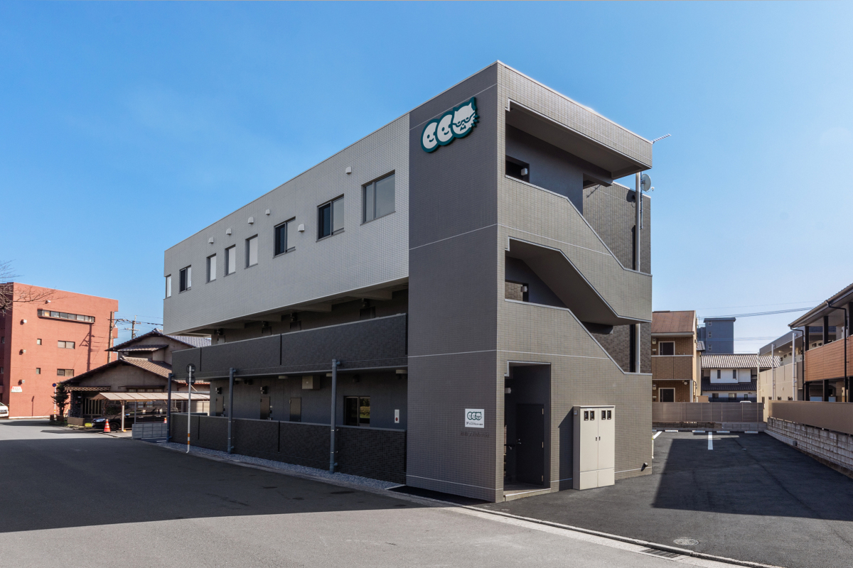 グループホーム・事務所・シニアねこホームが一体となっており、それぞれの快適性を確保した建物を目指しました。